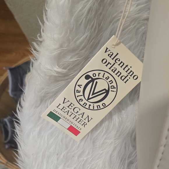 Valentino Orlandi Cream Satchel with Quilted Design - Picture 2 of 6